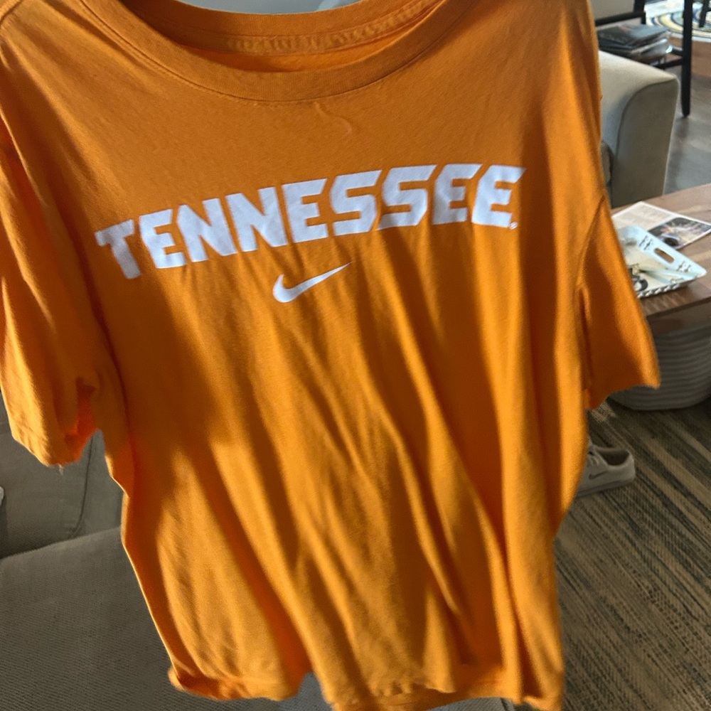 Tennessee university men’s shirt